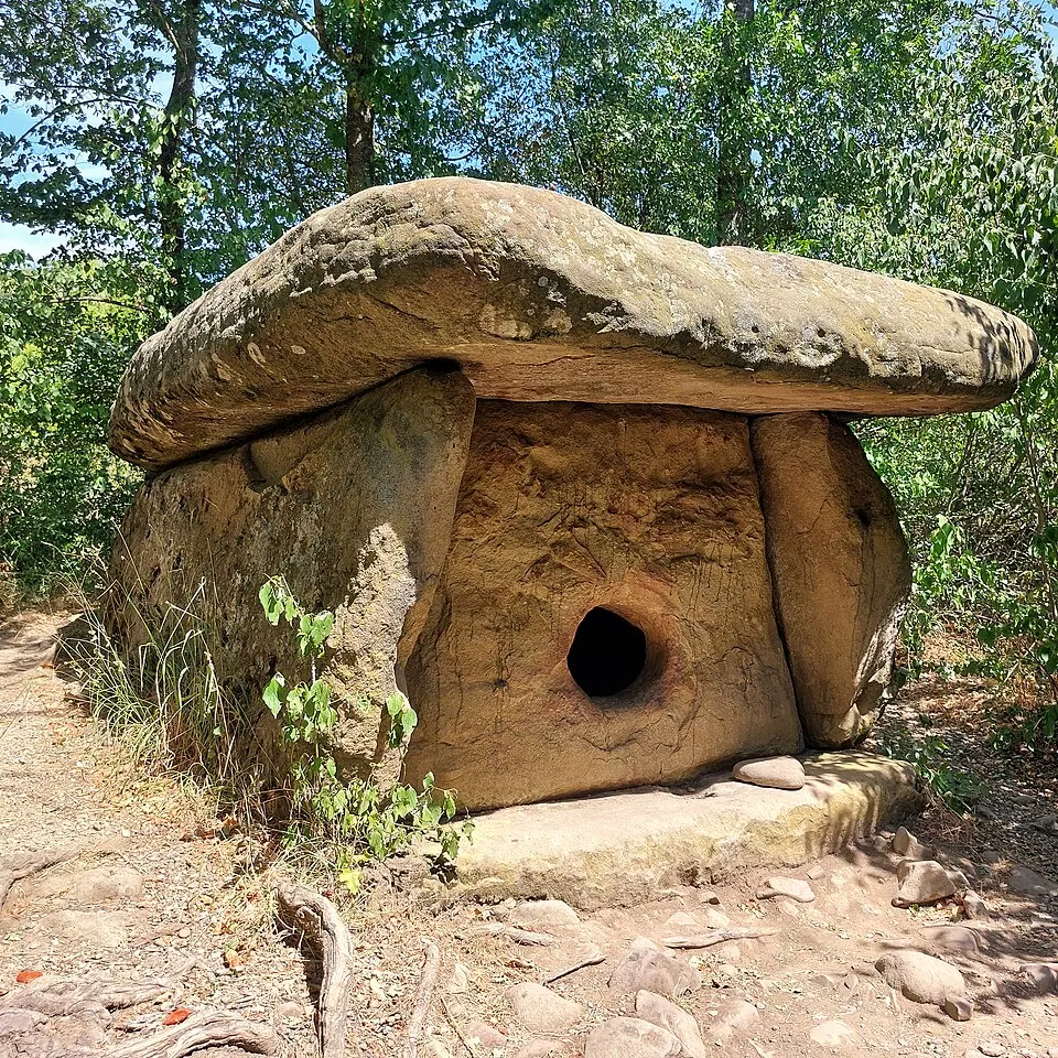 Древний камень и история Архипо-Осиповки