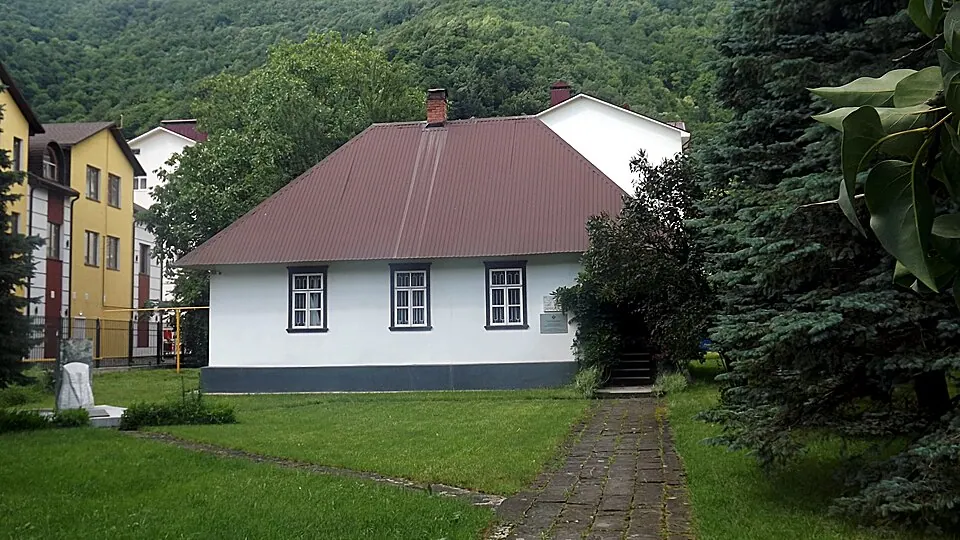 Эстосадок: писатель, курорт и кофейная пауза