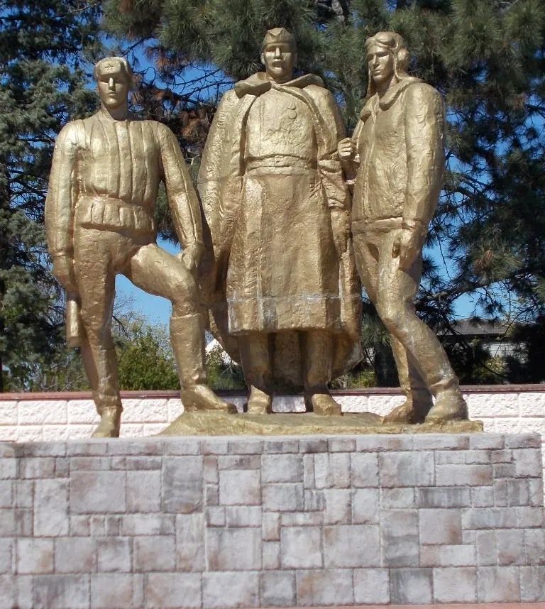 Памятник землякам, погибшим в годы Великой Отечественной войны