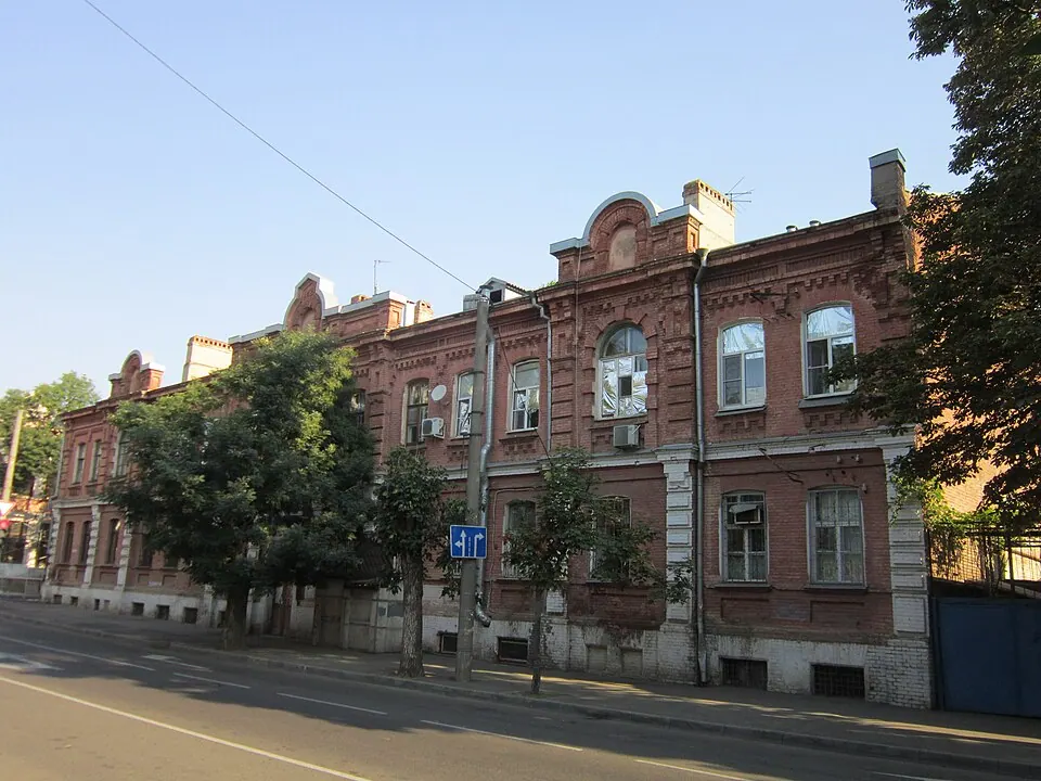 Здание склада табачной фабрики