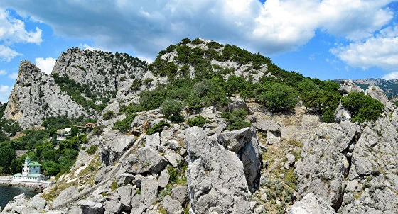 Скала Панеа