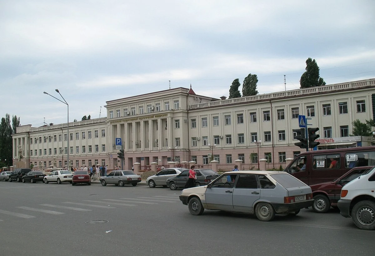 Здание эвакогоспиталя №2924 в Махачкале