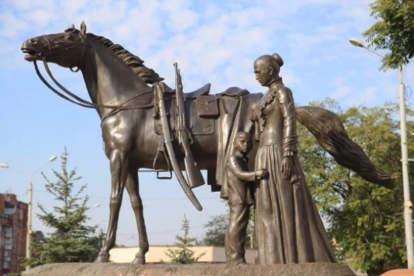 Памятник не вернувшимся казакам