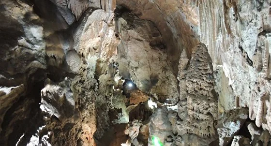 Скельская пещера