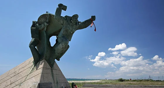 Памятник морякам-десантникам