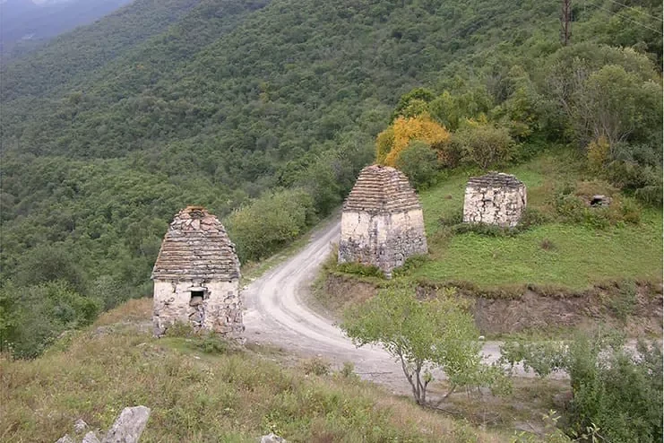 Склеповый некрополь, с. Холст
