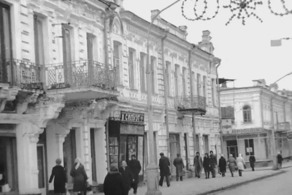 Дома Колесникова, братьев Тушмаловых, Батырбека Туганова
