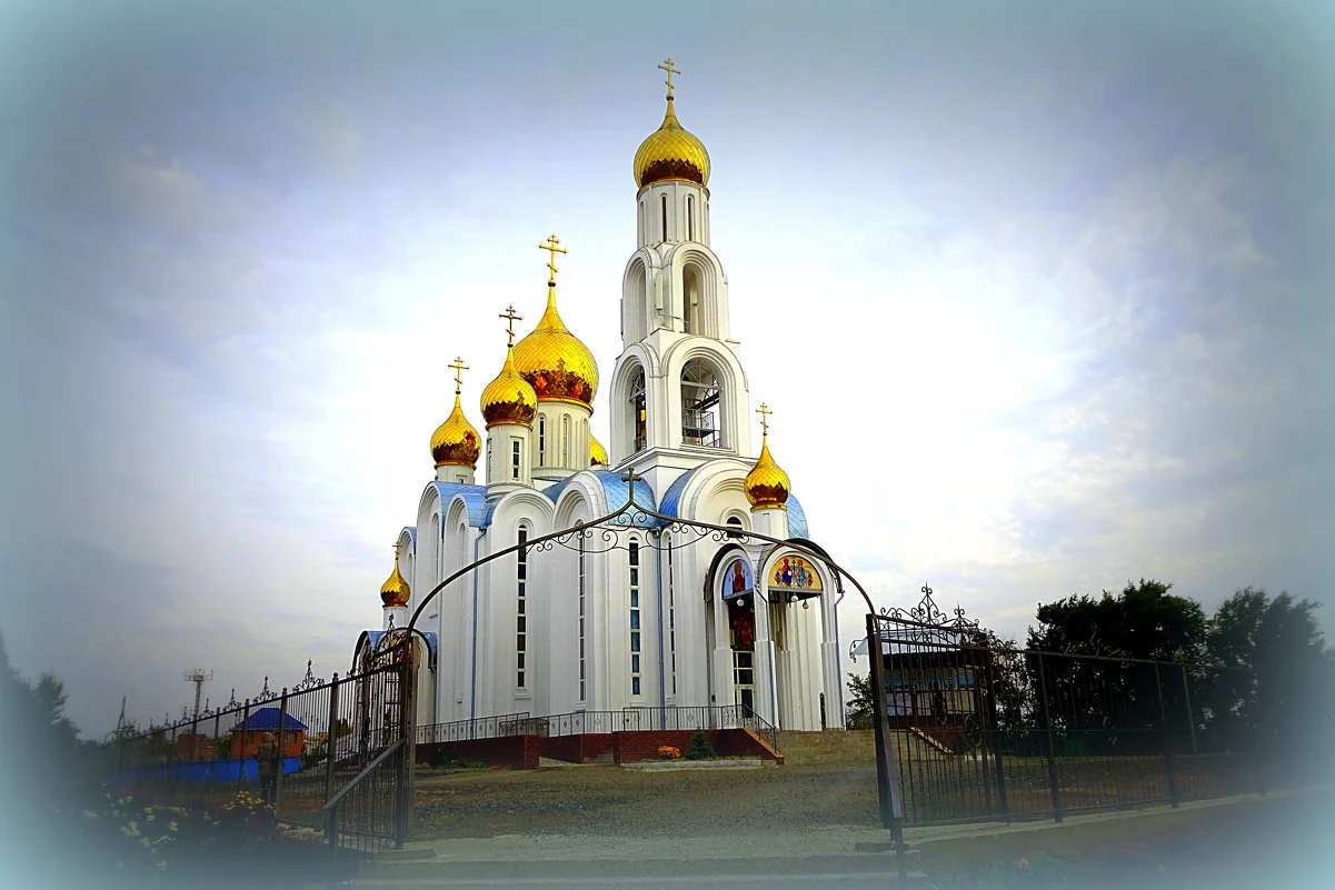 Храм в честь иконы Пресвятой Богородицы "Целительница"
