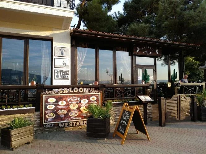 Saloon Western