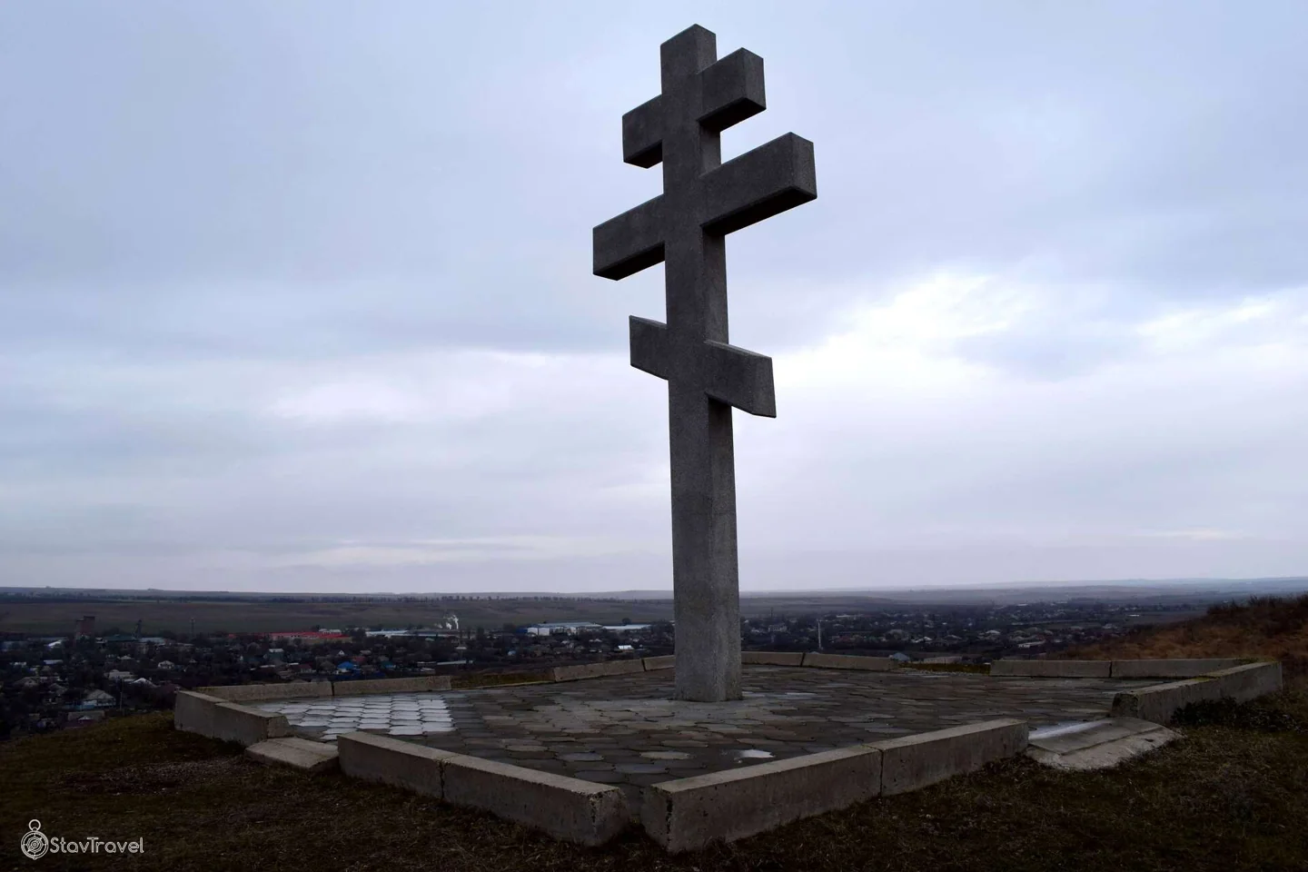 Крест в селе Грачевка