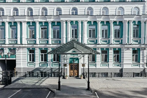 Эрмитаж 4*