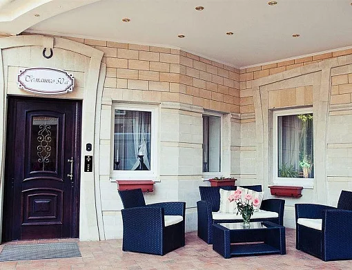 Николаевский 4*