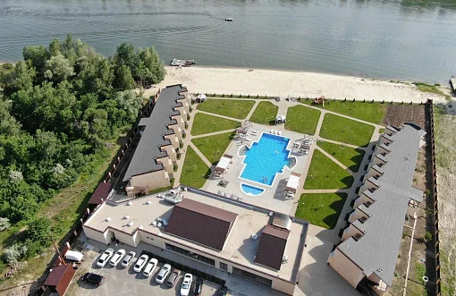 Петровская Застава 3*